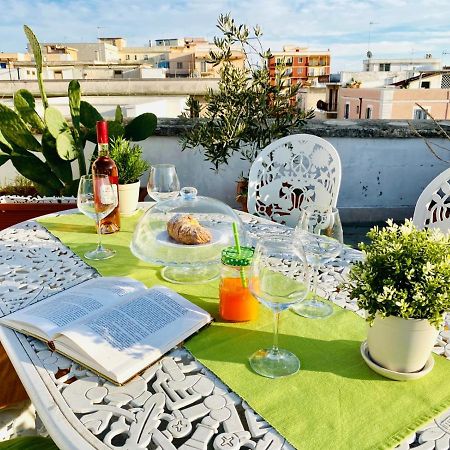 A Due Passi Temporary Apartment Трани Экстерьер фото