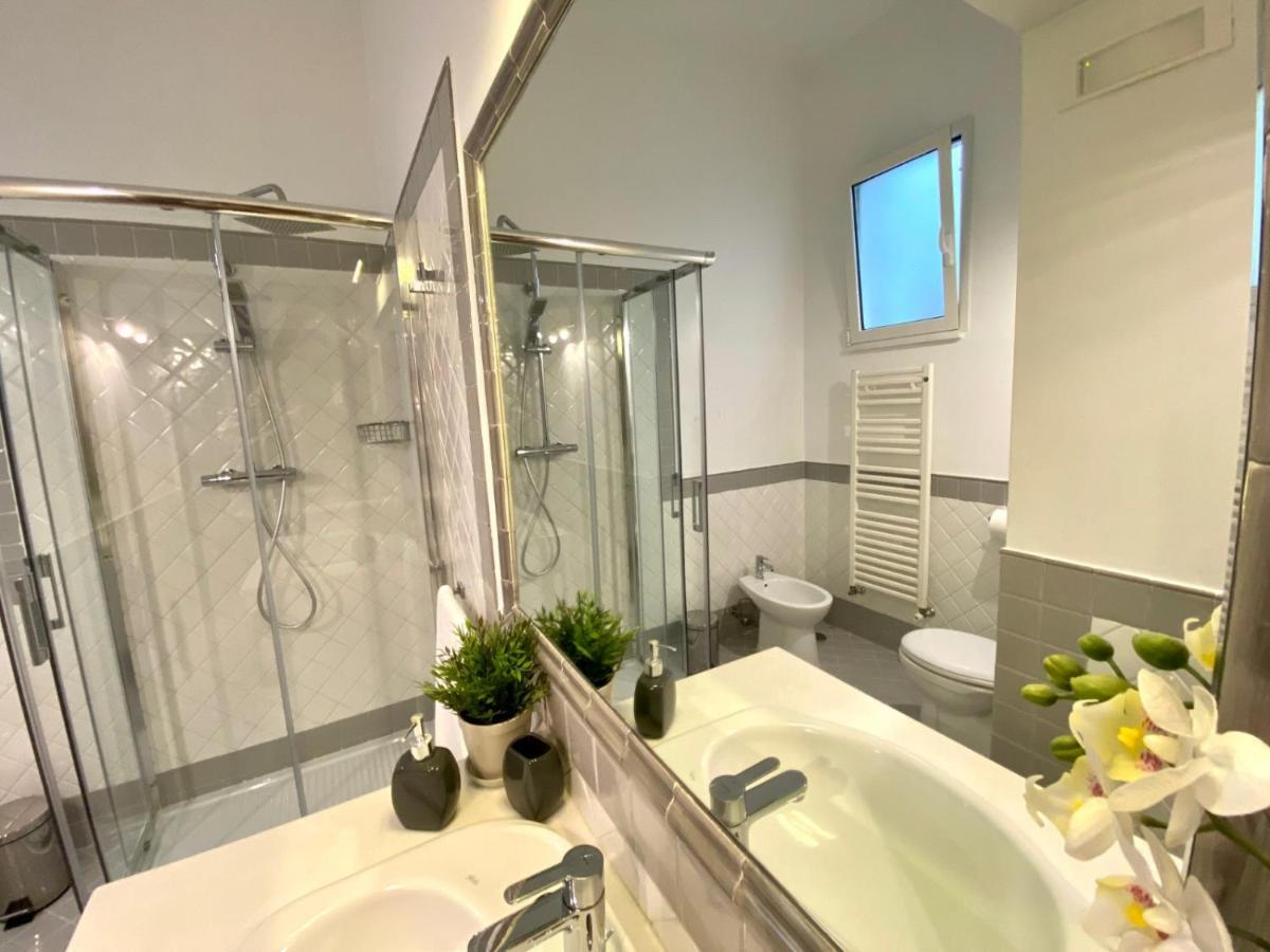 A Due Passi Temporary Apartment Трани Экстерьер фото